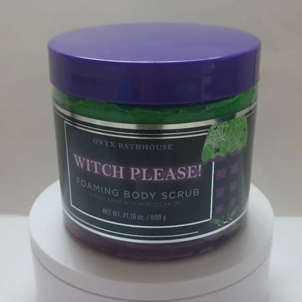 NIP WITCH PLEASE! Foaming Body Scrub